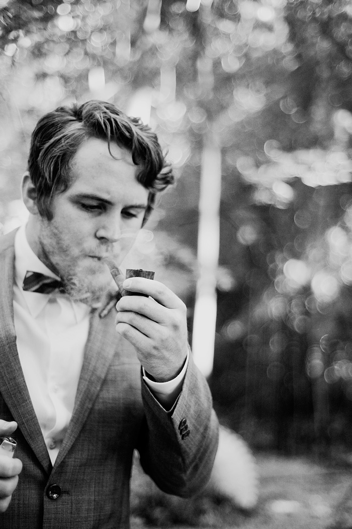 White House Redding wedding: Groom smoking pipe