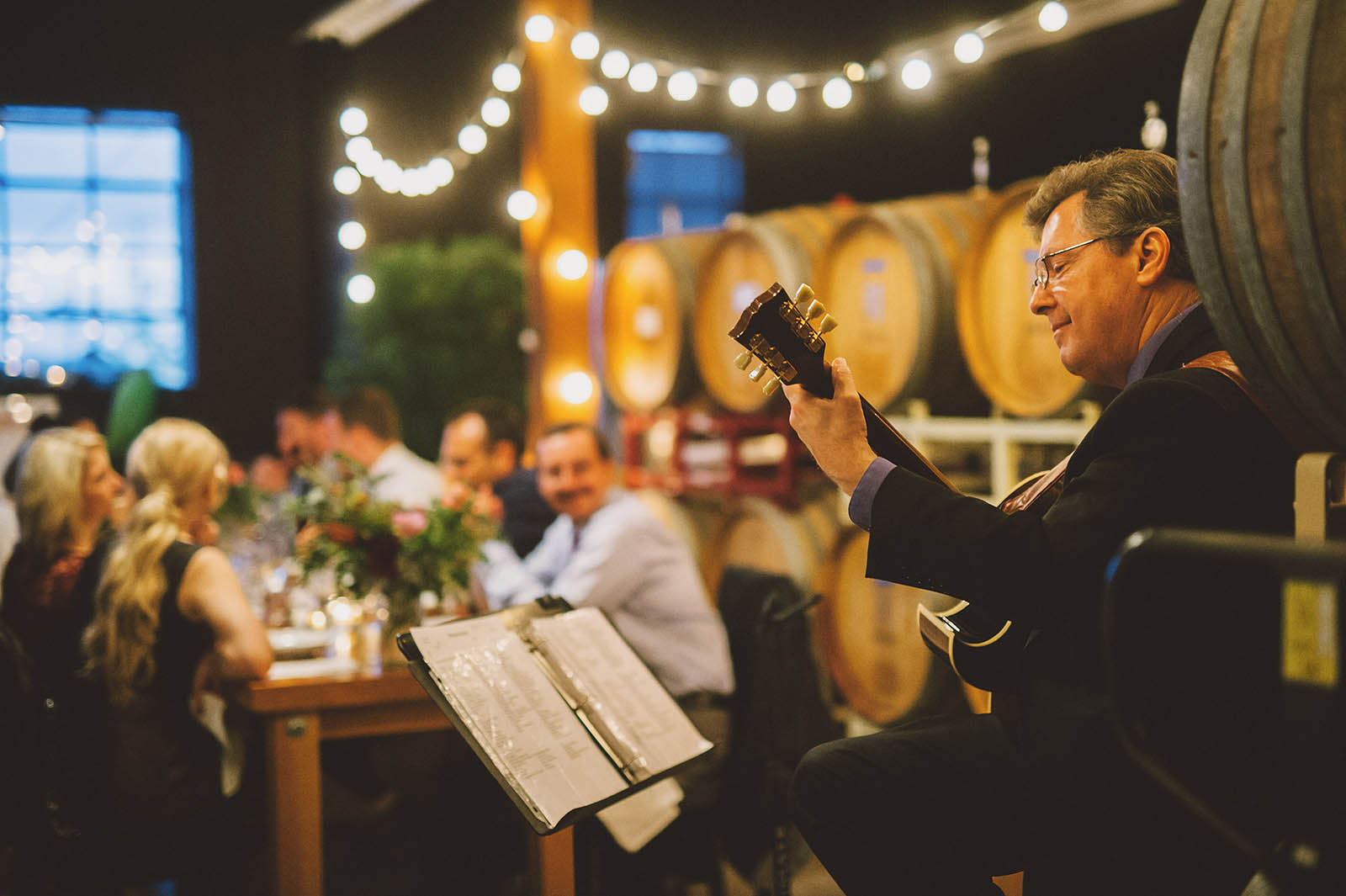 Guitarist Kevin Karrick at a Clay Pigeon Winery wedding reception