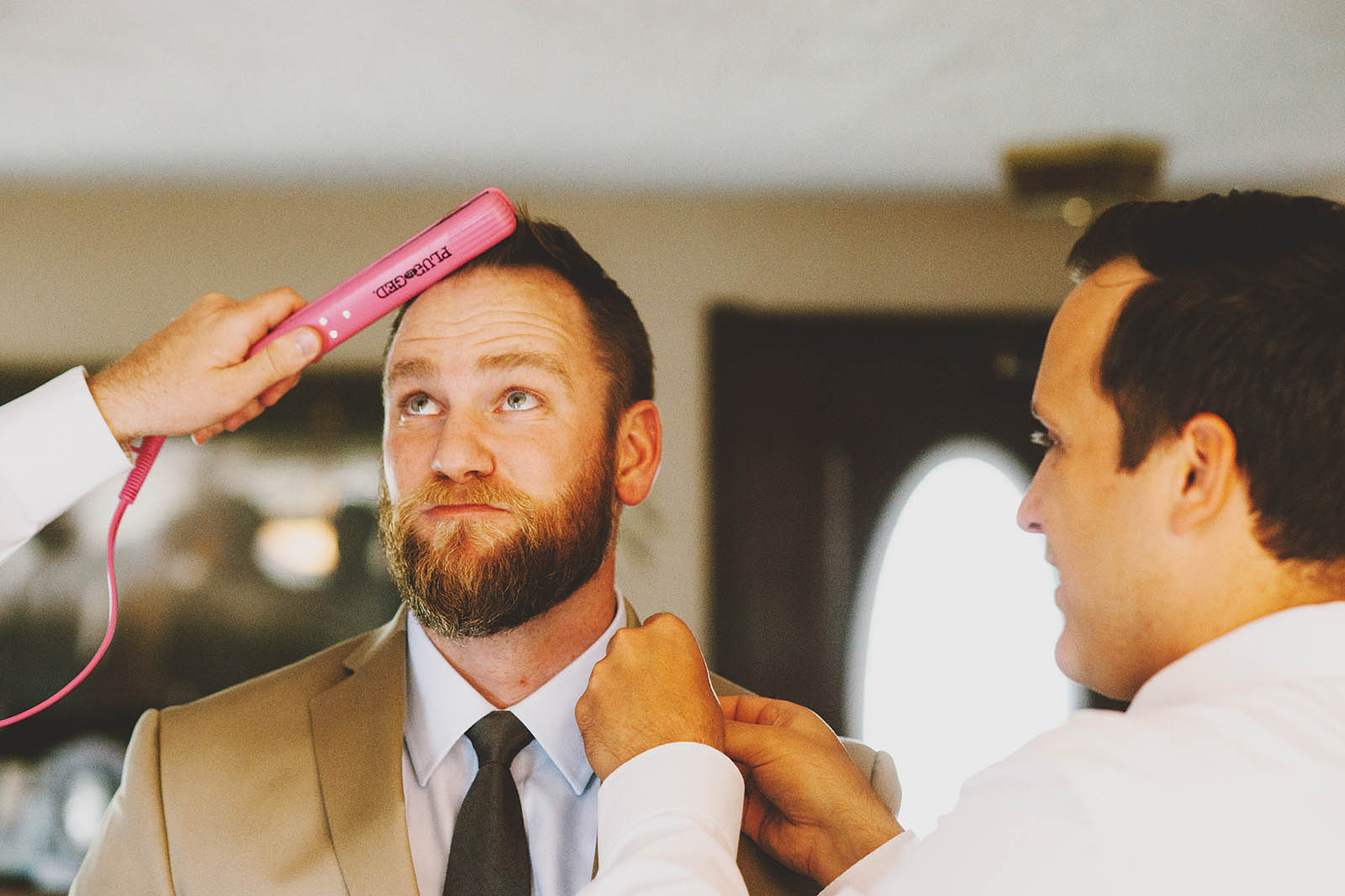 Groom getting ready | Cathedral Park Wedding