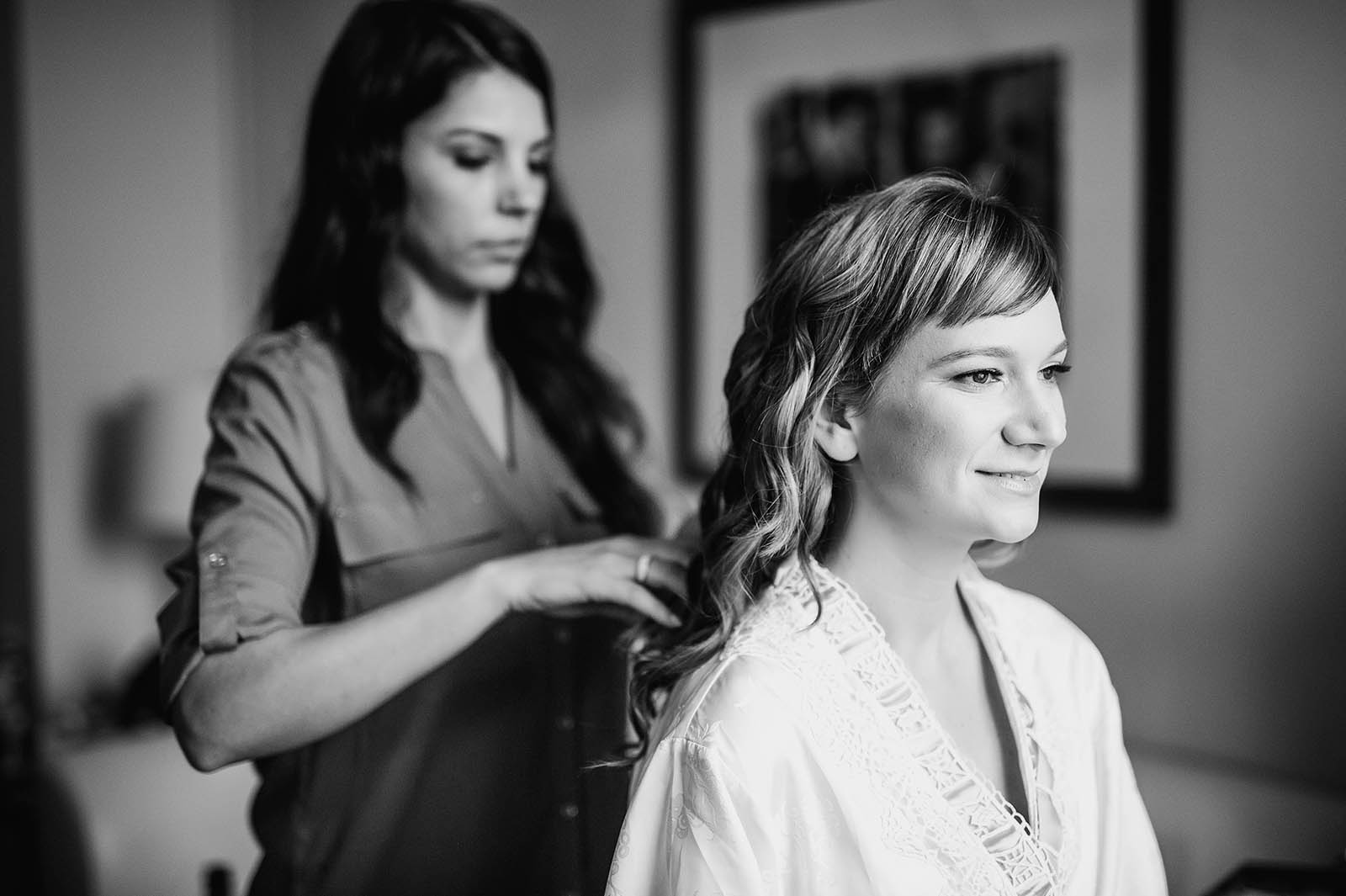 Bride getting ready at downtown Portland hotel | Castaway Portland Wedding