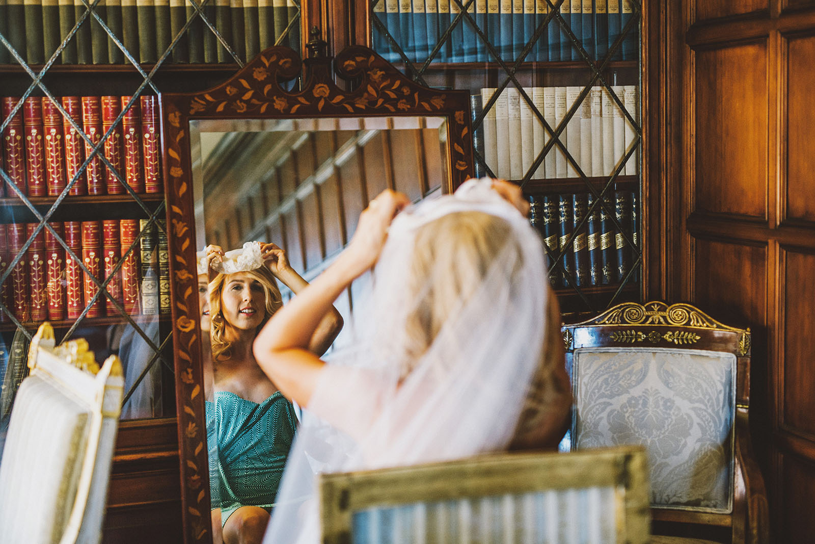 Bride putting on veil | Portland Town Club Wedding