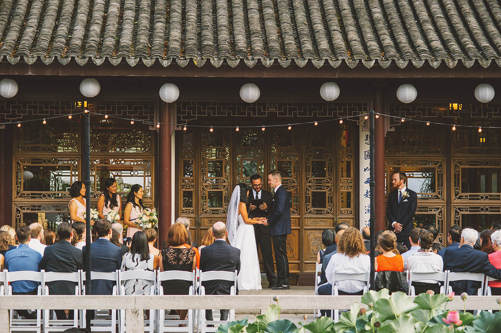 Diane Rick S Lan Su Chinese Garden Wedding In Portland Or