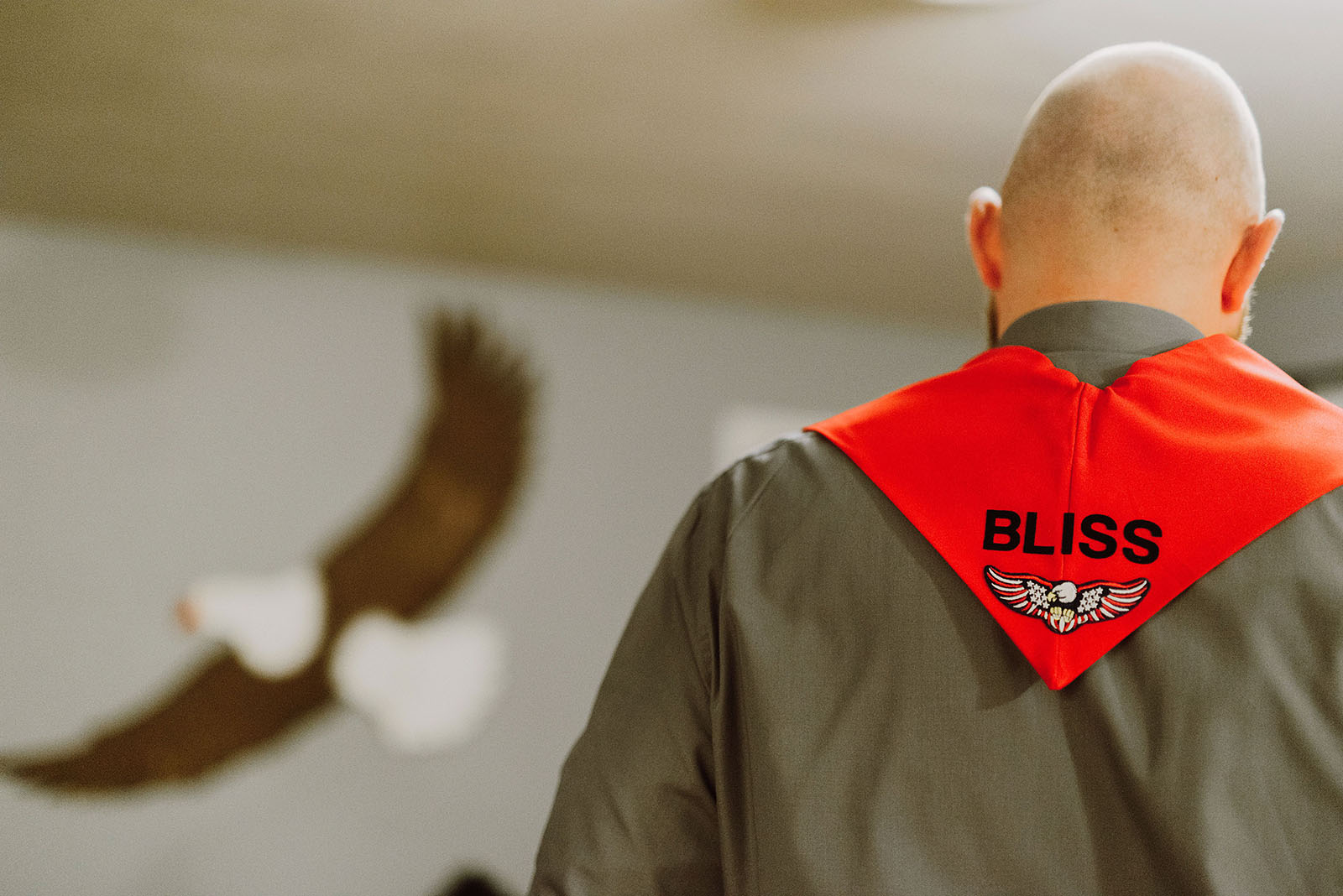 Officiant wearing custom Blazers sash at The Colony St Johns Wedding