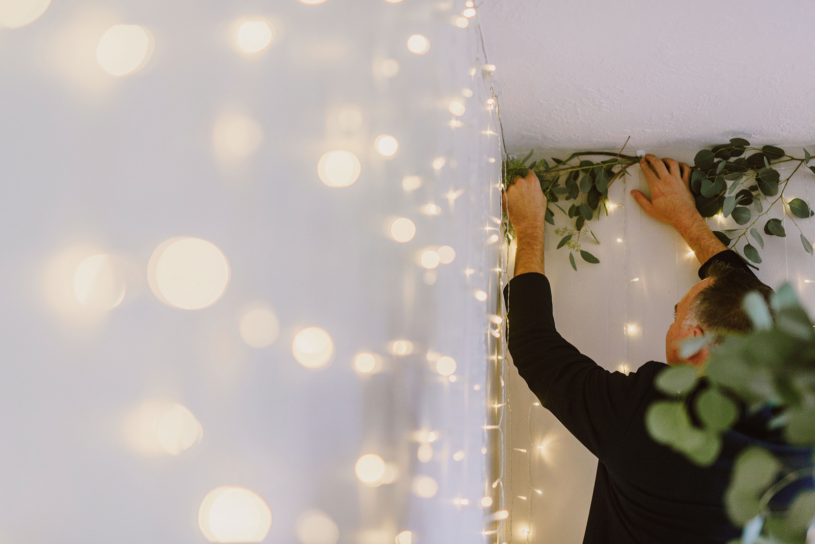 Friends helping decorate newlywed's home for the afterparty - Oaks Pioneer Church Wedding